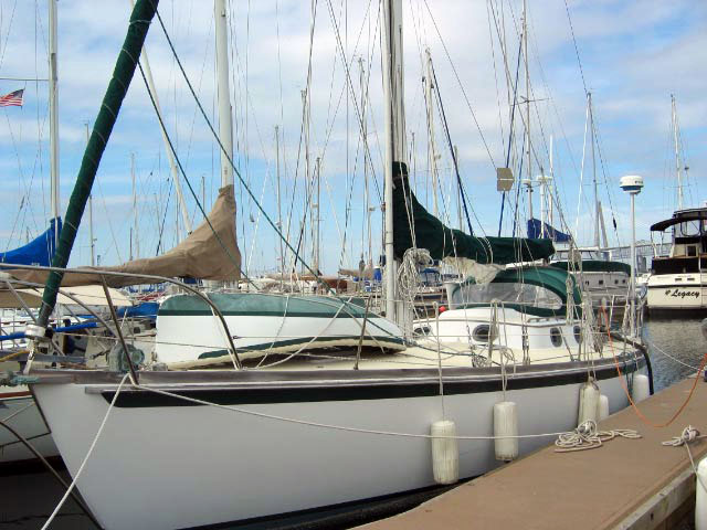 For Sale, "Navigo" Creekmore 34 located in Charleston, SC